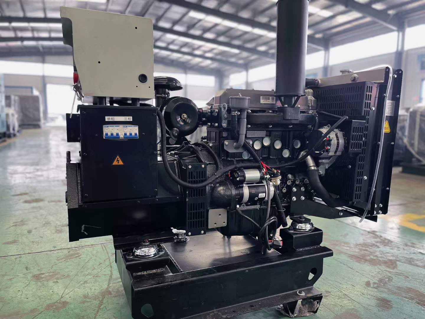 蔡甸如何降低电感性负载对发电机的影响？