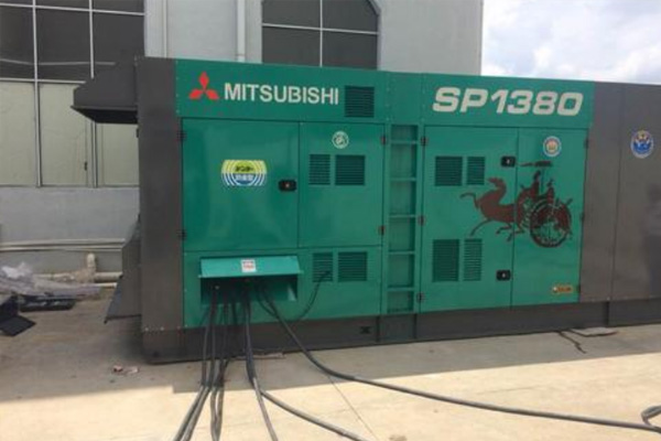 蔡甸为什么有些柴油发电机组的输出电压可以调节？