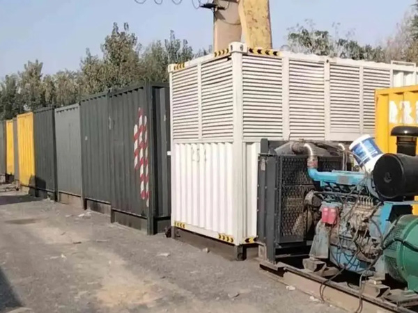 蔡甸200KW柴油发电机机组每小时油耗是多少？